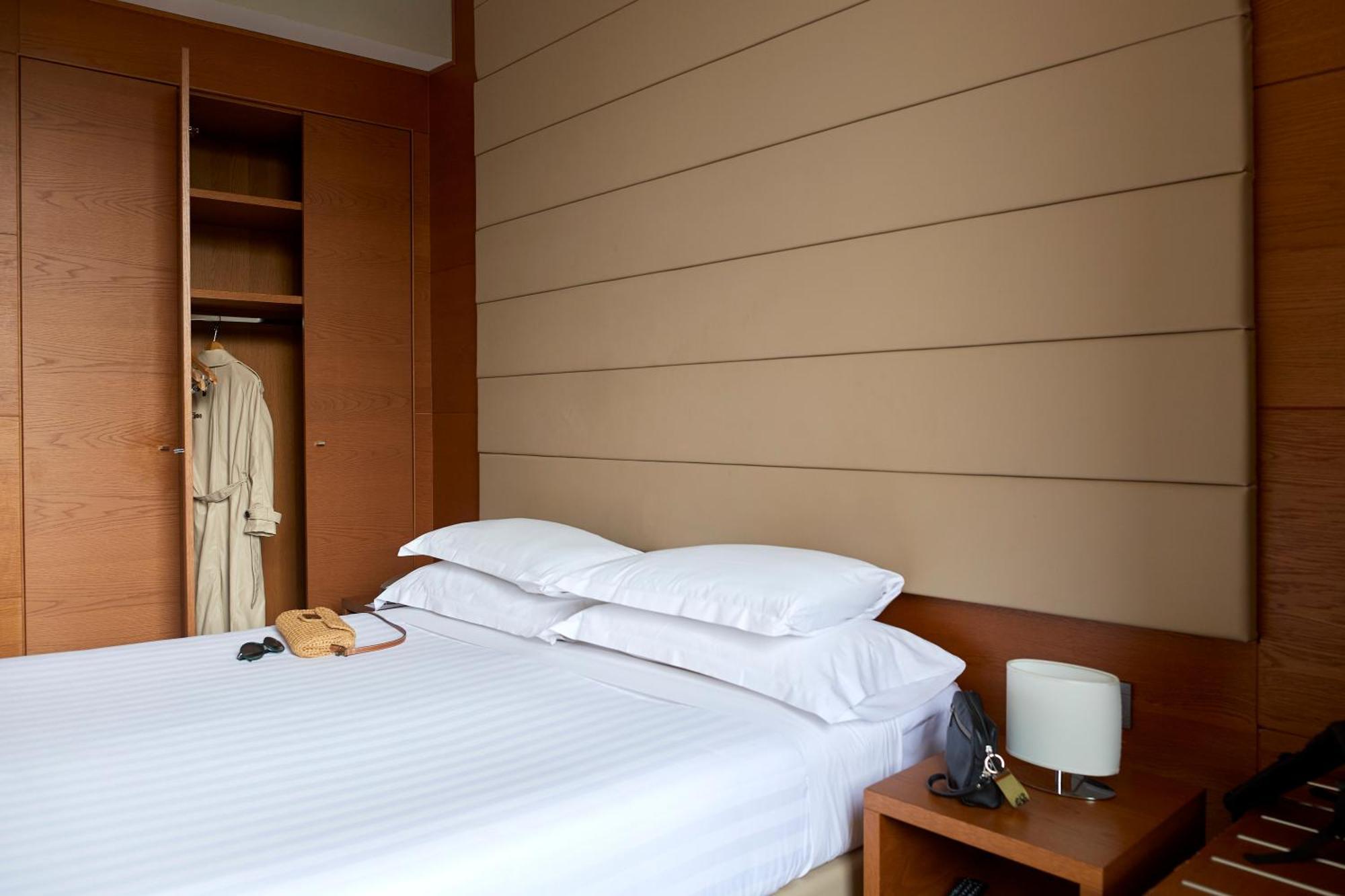 Occidental Aurelia Hotel Rome Exterior photo