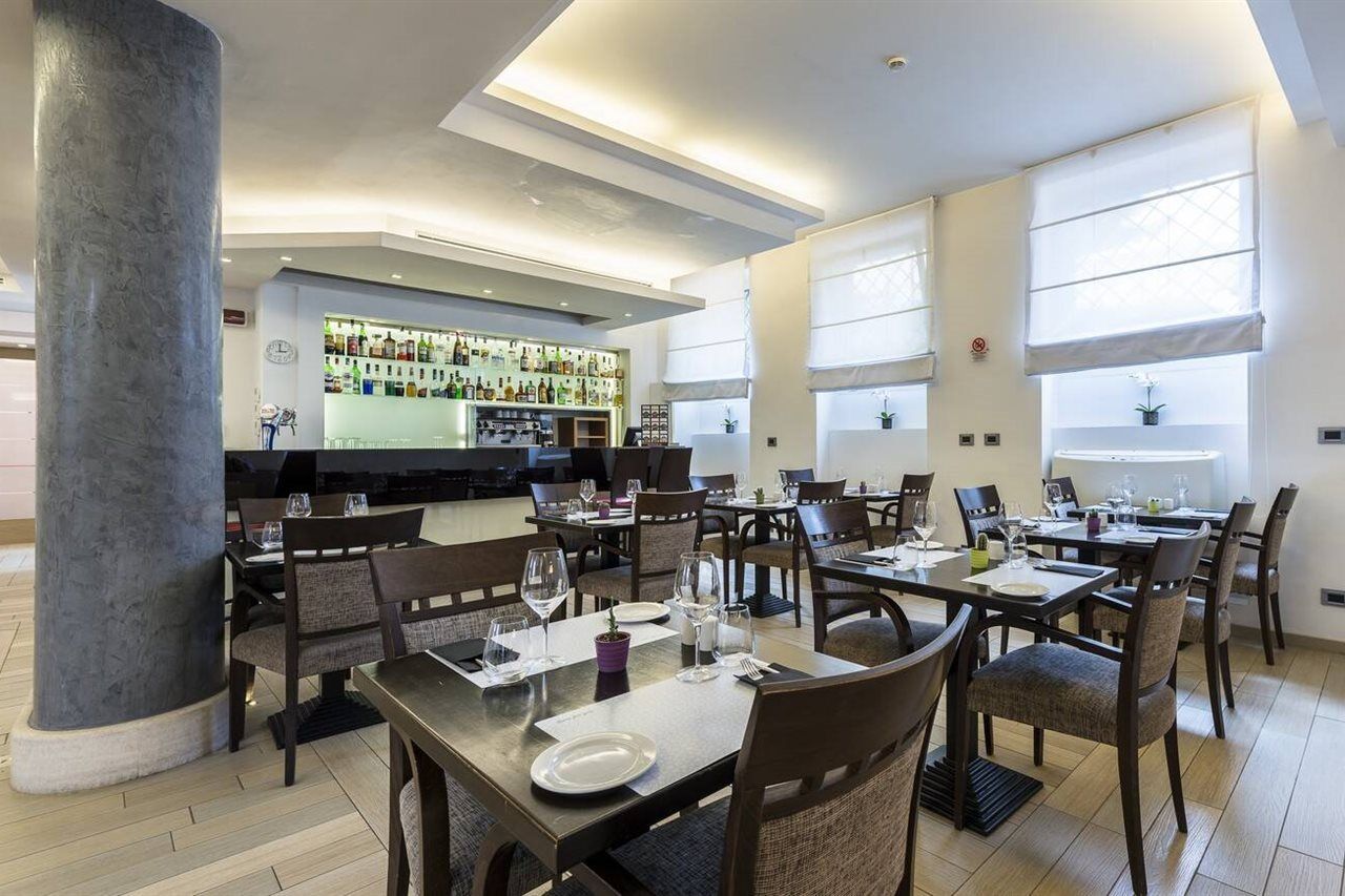 Occidental Aurelia Hotel Rome Exterior photo